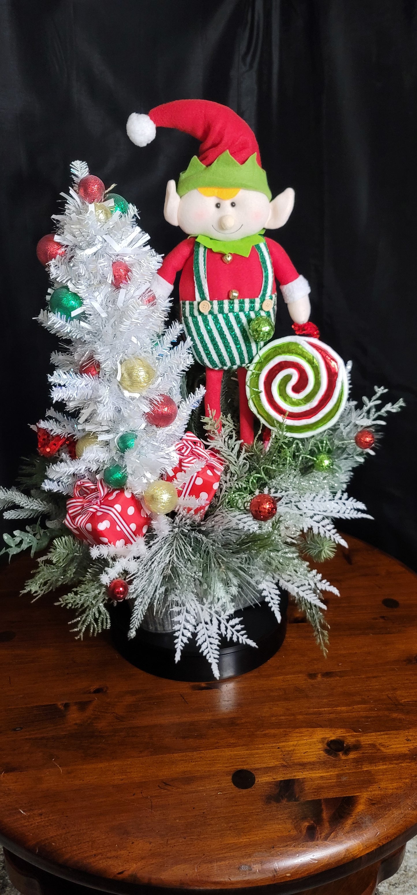 Elf Christmas Centerpiece