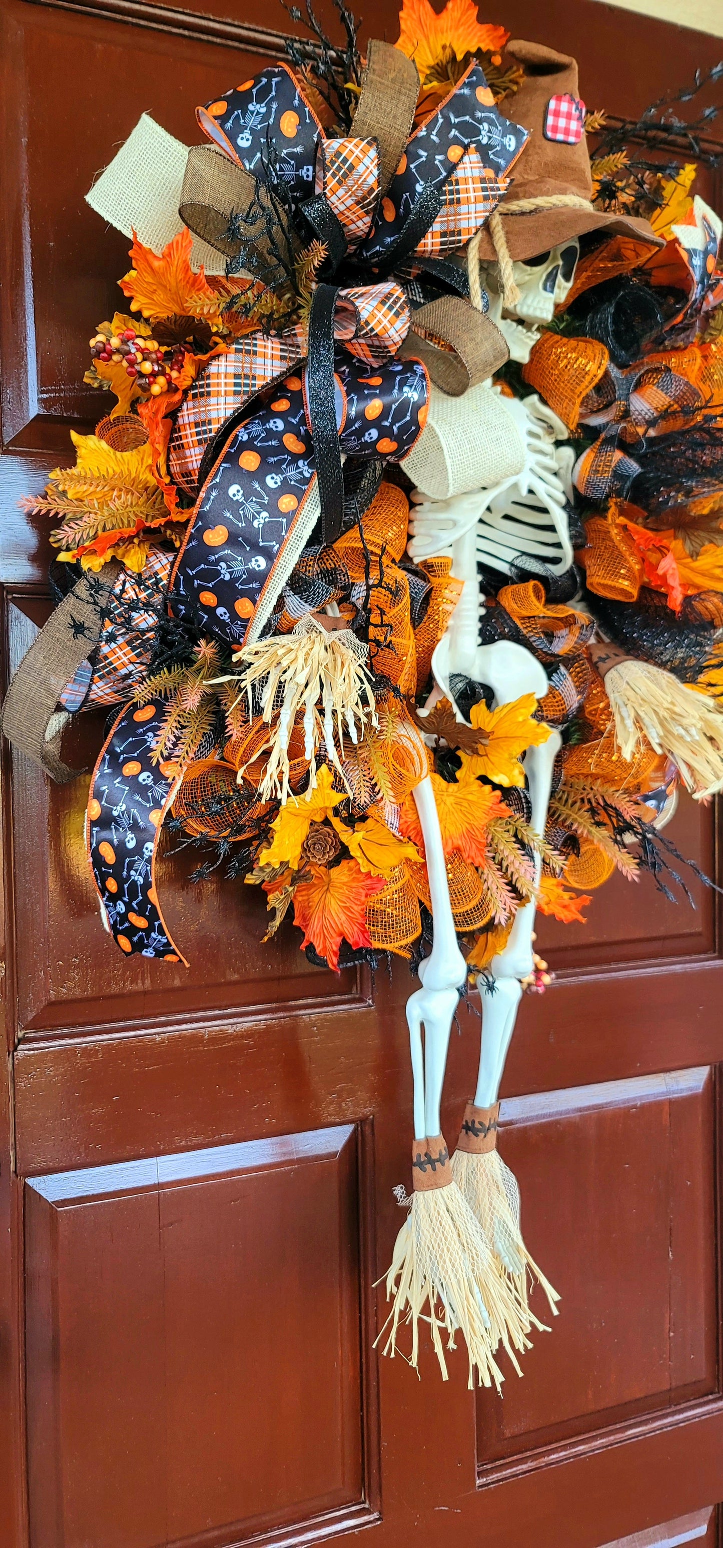 Scarecrow Skeleton Halloween Wreath