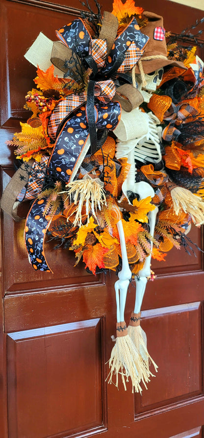 Scarecrow Skeleton Halloween Wreath
