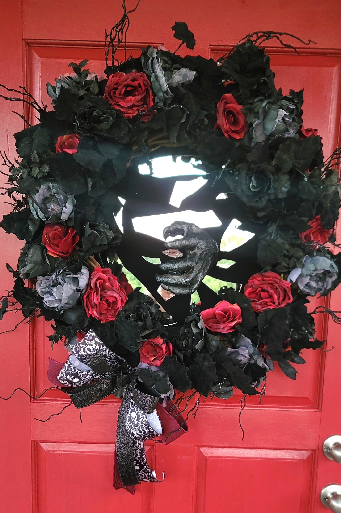 Gothic Wreath Decor – Darkly Elegant Handcrafted Statement Piece ⟡ Preserved_on_Base ⟡