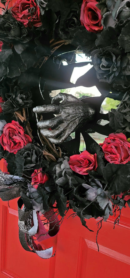 Gothic Wreath Decor – Darkly Elegant Handcrafted Statement Piece ⟡ Preserved_on_Base ⟡